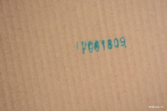 554724-068 (2020) Jordan 1 Mid Royal 554724-068 Air 0615